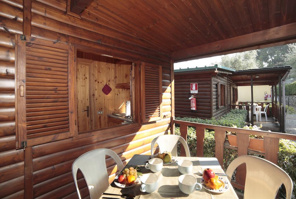 Il Frantoio Camping San Bartolomeo Al Mare Bilik gambar